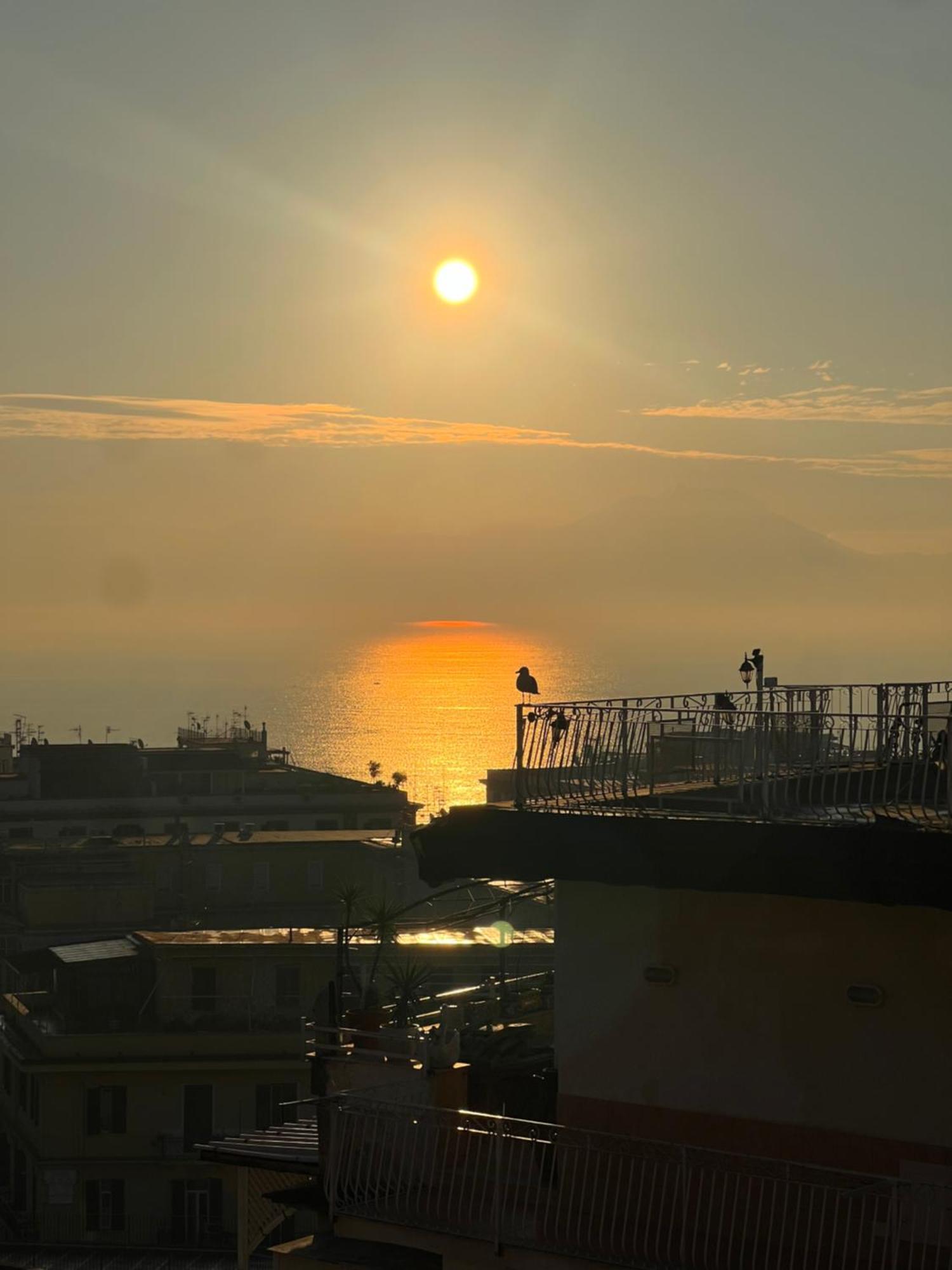 Gennarino Apartments - Panorama Suite With Balcony And Urban Loft Naples Extérieur photo