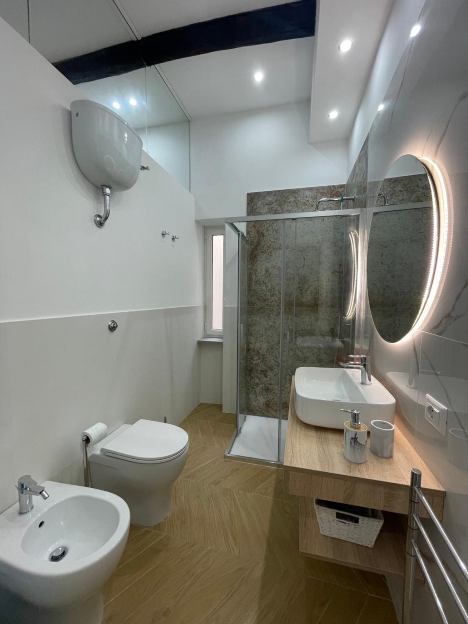 Gennarino Apartments - Panorama Suite With Balcony And Urban Loft Naples Extérieur photo