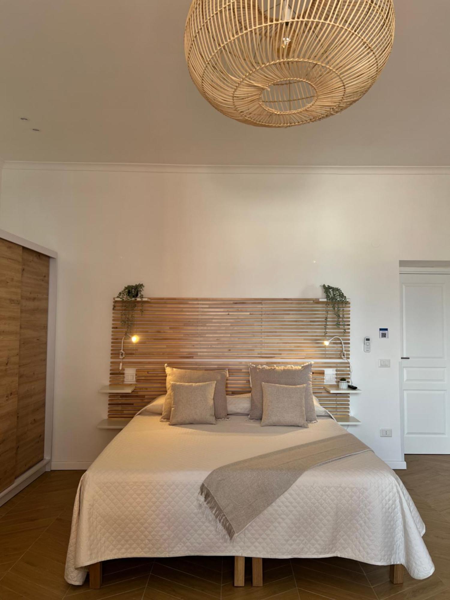 Gennarino Apartments - Panorama Suite With Balcony And Urban Loft Naples Extérieur photo