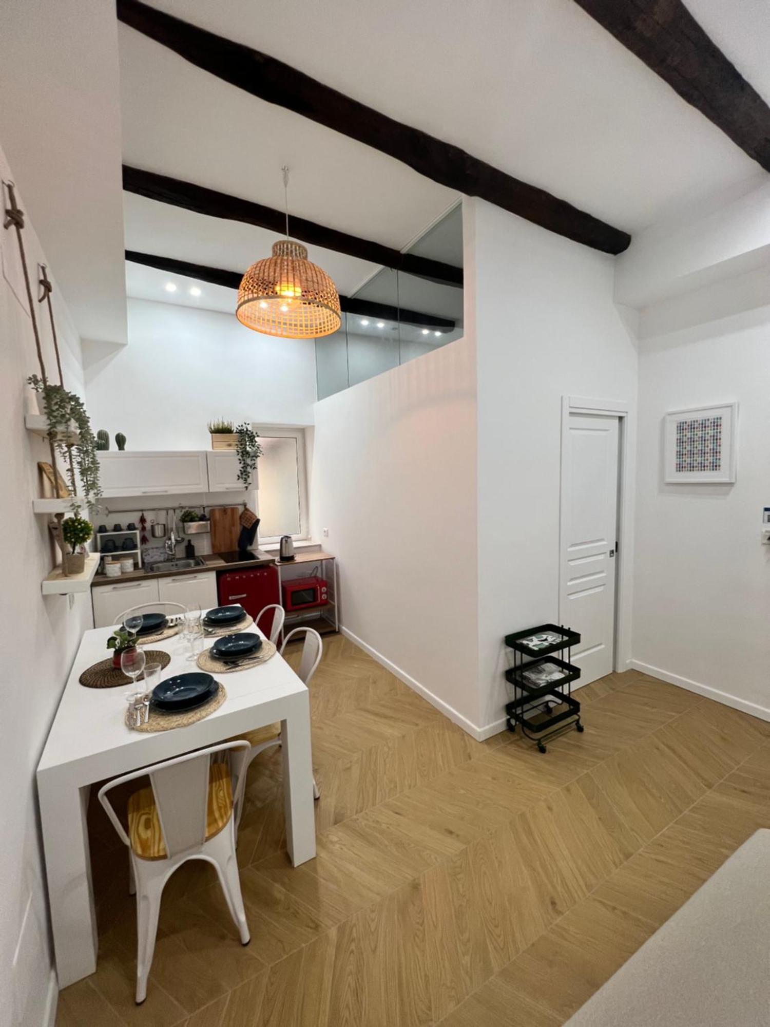 Gennarino Apartments - Panorama Suite With Balcony And Urban Loft Naples Extérieur photo