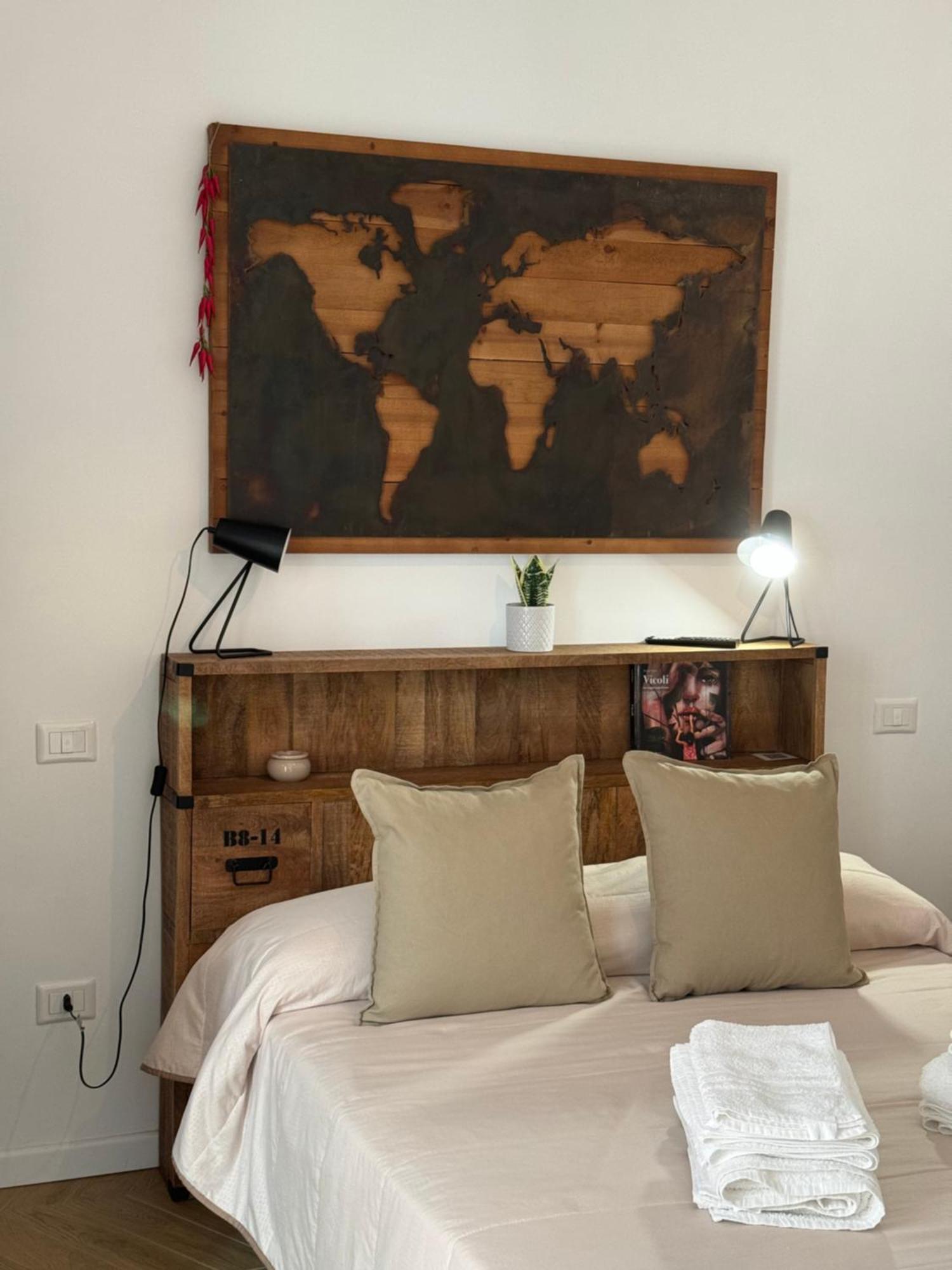 Gennarino Apartments - Panorama Suite With Balcony And Urban Loft Naples Extérieur photo
