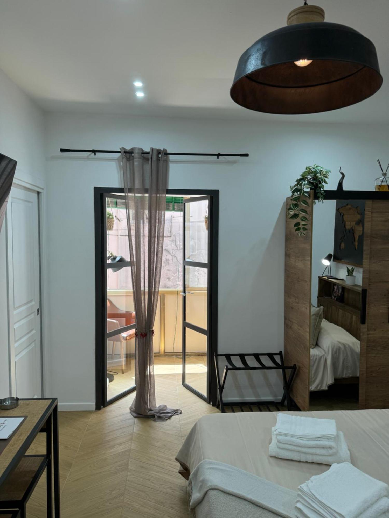 Gennarino Apartments - Panorama Suite With Balcony And Urban Loft Naples Extérieur photo
